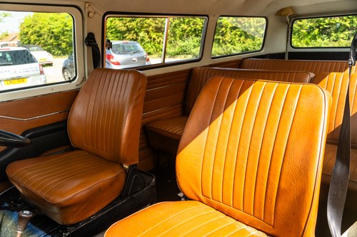 1977 Volkswagen Type 2 zum Verkauf (Bild 55 von 141)