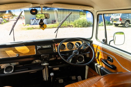 1977 Volkswagen Type 2 zum Verkauf (Bild 65 von 141)