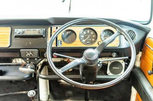 1977 Volkswagen Type 2 zum Verkauf (Bild 69 von 141)