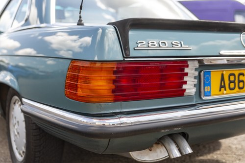 1984 Mercedes-Benz 280SL (R107) In vendita (immagine 92 di 198)