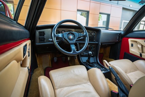 1991 Alfa Romeo SZ zum Verkauf (Bild 17 von 89)