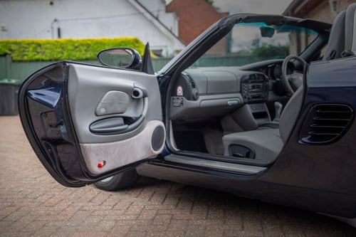 2004 Porsche Boxster 986.2 2.7L Manual For Sale (picture 25 of 169)