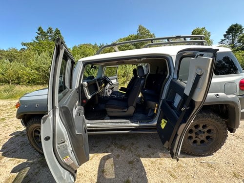 2014 Toyota FJ Cruiser En venta (imagen 30 de 42)