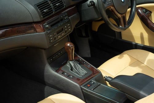 2004 BMW E46 320CI à venda (imagem 39 de 157)