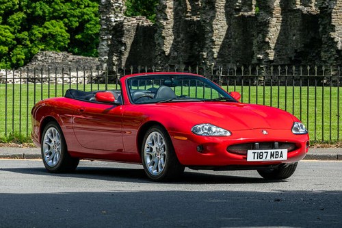 1999 JAGUAR XK CABRIO XKR Convertible Zu verkaufen durch Auktion