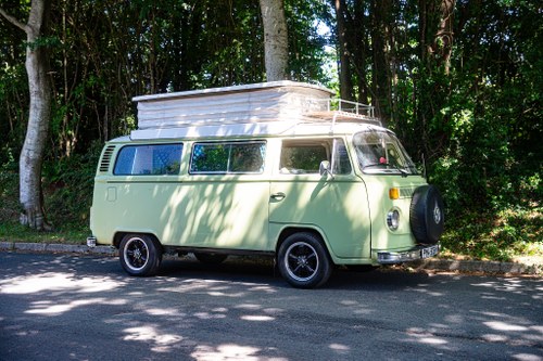 1974 Volkswagen T2 Baywindow Devonshire Camper In vendita (immagine 11 di 147)