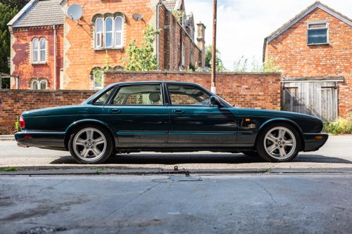 1997 Jaguar XJR V8 Te koop (foto 16 van 251)