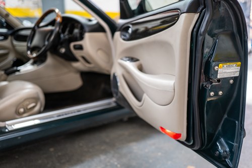 1997 Jaguar XJR V8 Te koop (foto 11 van 251)