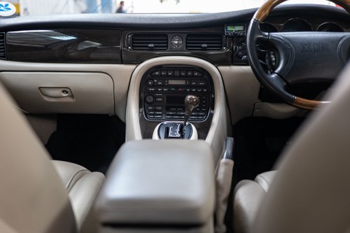 1997 Jaguar XJR V8 Te koop (foto 82 van 251)