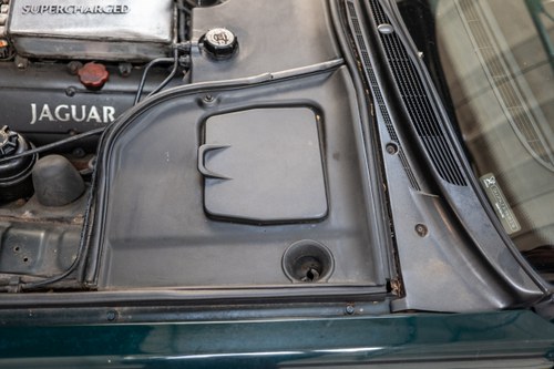 1997 Jaguar XJR V8 Te koop (foto 211 van 251)