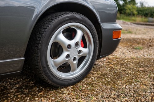 1991 Porsche 911 (964) In vendita (immagine 49 di 302)