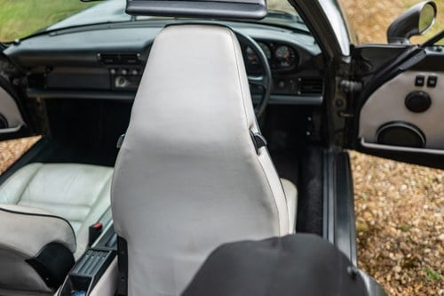 1991 Porsche 911 (964) In vendita (immagine 88 di 302)