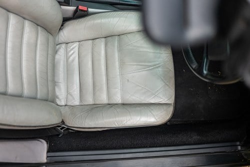 1991 Porsche 911 (964) In vendita (immagine 91 di 302)