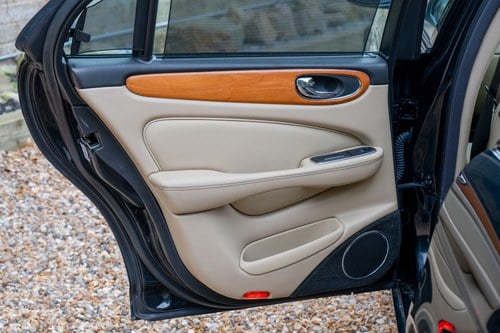 2007 Jaguar XJR Portfolio (X350) zum Verkauf (Bild 49 von 191)