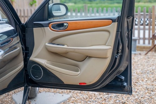 2007 Jaguar XJR Portfolio (X350) zum Verkauf (Bild 65 von 191)