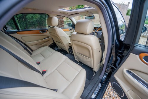 2007 Jaguar XJR Portfolio (X350) zum Verkauf (Bild 86 von 191)