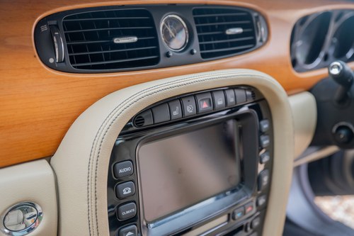 2007 Jaguar XJR Portfolio (X350) zum Verkauf (Bild 93 von 191)