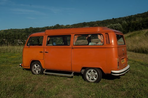 1973 Volkswagen T2 Motor Caravan Te koop (foto 12 van 146)