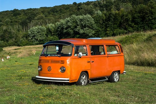 1973 Volkswagen T2 Motor Caravan Te koop (foto 13 van 146)