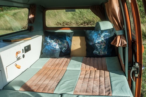 1973 Volkswagen T2 Motor Caravan Te koop (foto 46 van 146)