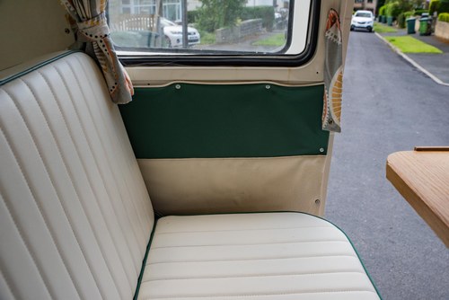 1965 Volkswagen Type 2 Split Screen Camper zum Verkauf (Bild 45 von 201)