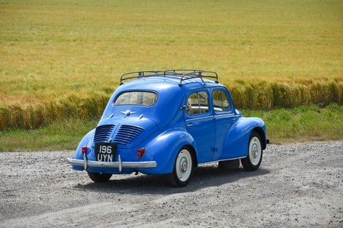 1960 Renault 4CV Te koop (foto 15 van 176)