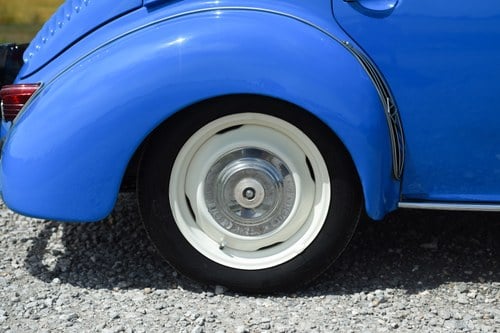 1960 Renault 4CV Te koop (foto 22 van 176)