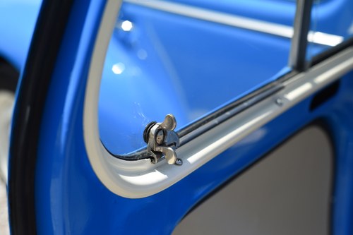 1960 Renault 4CV Te koop (foto 37 van 176)