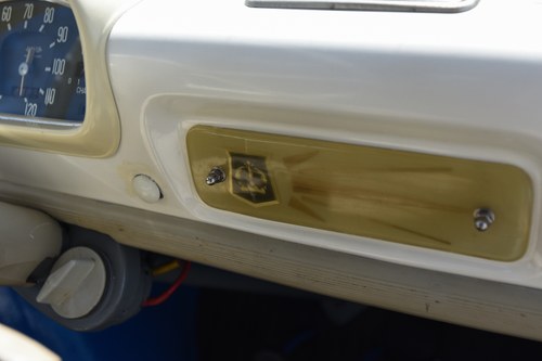 1960 Renault 4CV Te koop (foto 54 van 176)