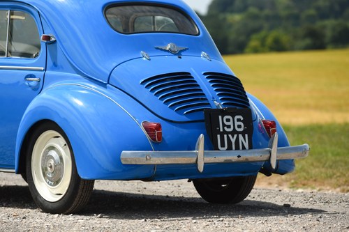 1960 Renault 4CV Te koop (foto 112 van 176)