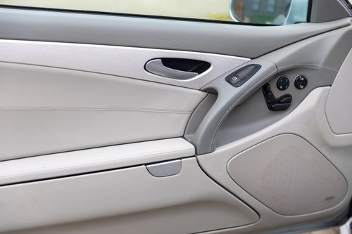 2003 Mercedes-Benz R230 SL55 AMG In vendita (immagine 41 di 254)