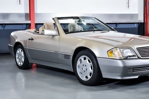 1995 Mercedes-Benz (R129) SL500 Convertible 5,0L V8 In vendita (immagine 74 di 144)