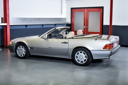 1995 Mercedes-Benz (R129) SL500 Convertible 5,0L V8 In vendita (immagine 19 di 144)