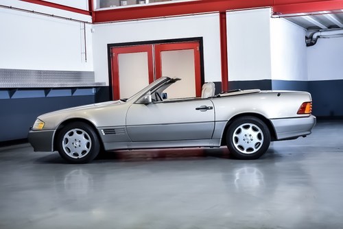 1995 Mercedes-Benz (R129) SL500 Convertible 5,0L V8 In vendita (immagine 22 di 144)