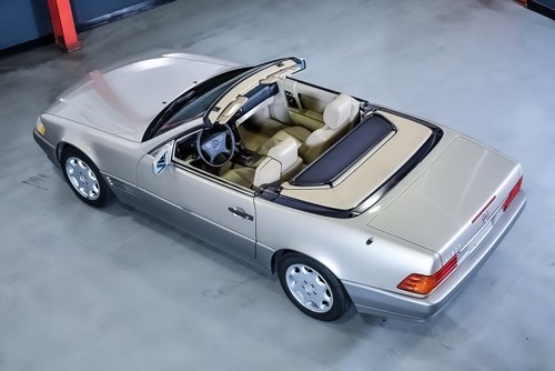 1995 Mercedes-Benz (R129) SL500 Convertible 5,0L V8 In vendita (immagine 23 di 144)