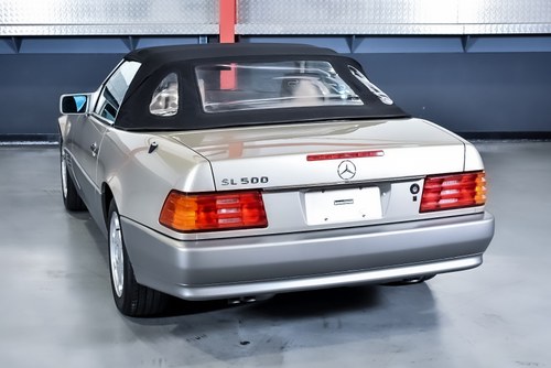 1995 Mercedes-Benz (R129) SL500 Convertible 5,0L V8 In vendita (immagine 26 di 144)