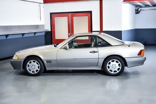 1995 Mercedes-Benz (R129) SL500 Convertible 5,0L V8 In vendita (immagine 31 di 144)