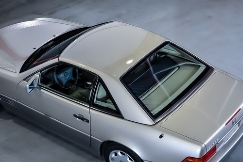 1995 Mercedes-Benz (R129) SL500 Convertible 5,0L V8 In vendita (immagine 104 di 144)