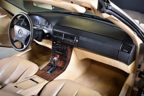 1995 Mercedes-Benz (R129) SL500 Convertible 5,0L V8 In vendita (immagine 54 di 144)