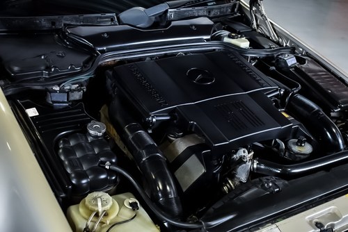 1995 Mercedes-Benz (R129) SL500 Convertible 5,0L V8 In vendita (immagine 109 di 144)