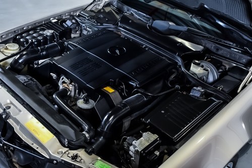 1995 Mercedes-Benz (R129) SL500 Convertible 5,0L V8 In vendita (immagine 111 di 144)