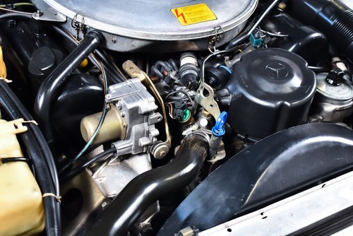 1986 Mercedes-Benz R107 560SL Convertible 5,6L V8 For Sale (picture 96 of 120)