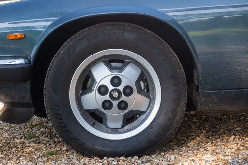 1986 Jaguar XJ-SC V12 Cabriolet In vendita (immagine 90 di 295)