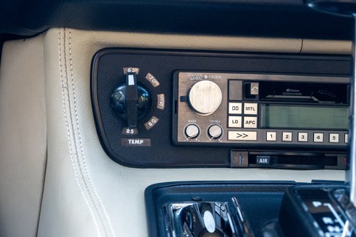 1986 Jaguar XJ-SC V12 Cabriolet In vendita (immagine 52 di 295)