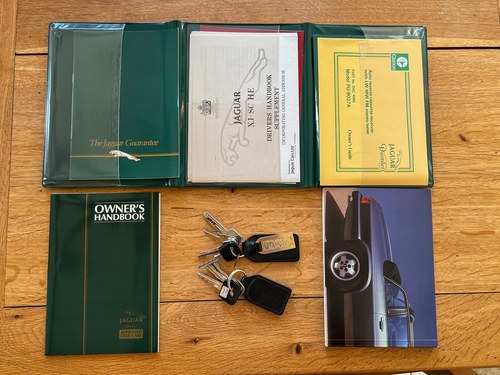 1986 Jaguar XJ-SC V12 Cabriolet In vendita (immagine 277 di 295)