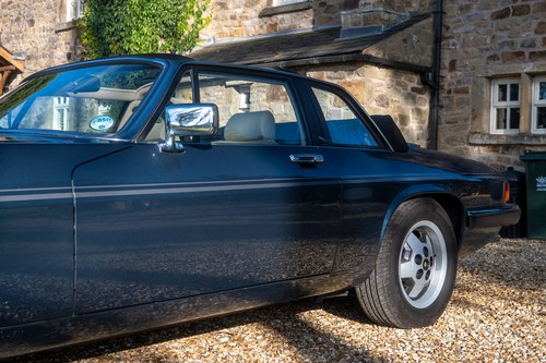 1986 Jaguar XJ-SC V12 Cabriolet In vendita (immagine 180 di 295)
