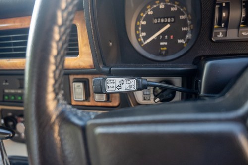 1986 Jaguar XJ-SC V12 Cabriolet In vendita (immagine 116 di 295)