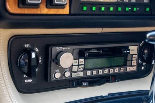 1986 Jaguar XJ-SC V12 Cabriolet In vendita (immagine 131 di 295)