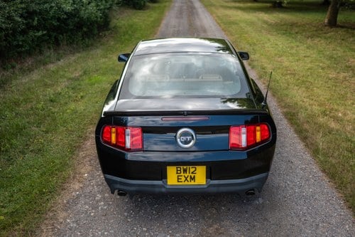 2012 Ford Mustang GT zum Verkauf (Bild 13 von 218)