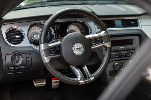 2012 Ford Mustang GT zum Verkauf (Bild 41 von 218)